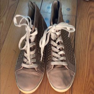 Frye sneaker size 9